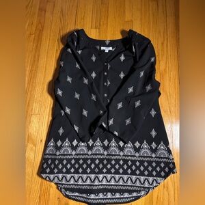 Croft & Barrow Women’s Medium Black Blouse w/ White Accents – 3/4 Sleeves
